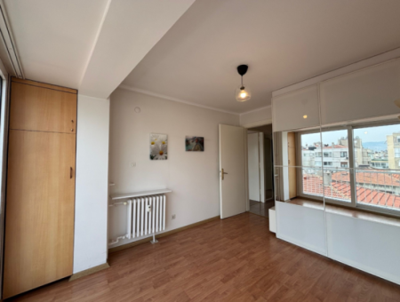 Alsancak Dr.mustafa Enver Cd. 7.Kat 3+1 Bakımlı Kiralık Daire