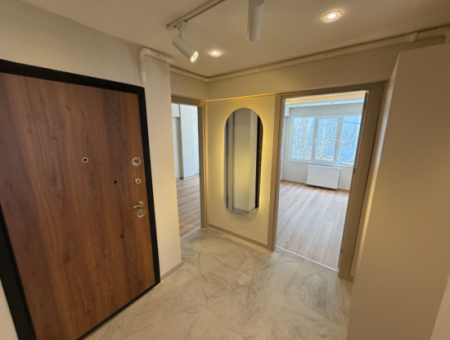 Basın Sitesinde Caddeye Yakın Köşe Ara Kat Full Tadilatlı Daire