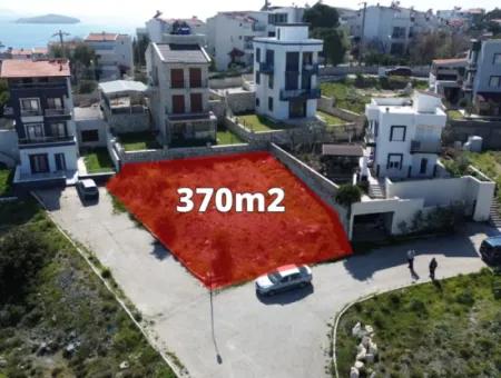 Akarca’da Plaja Yakın, Site İçerisinde İmarlı Arsa Fırsatı