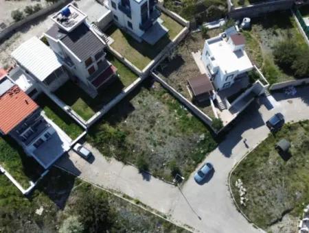 Akarca’da Plaja Yakın, Site İçerisinde İmarlı Arsa Fırsatı