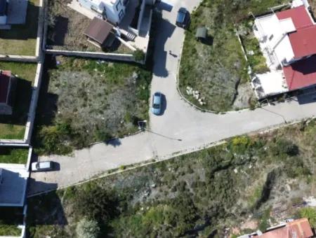 Akarca’da Plaja Yakın, Site İçerisinde İmarlı Arsa Fırsatı