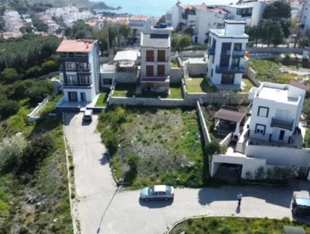 Akarca’da Plaja Yakın, Site İçerisinde İmarlı Arsa Fırsatı