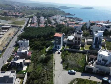 Akarca’da Plaja Yakın, Site İçerisinde İmarlı Arsa Fırsatı