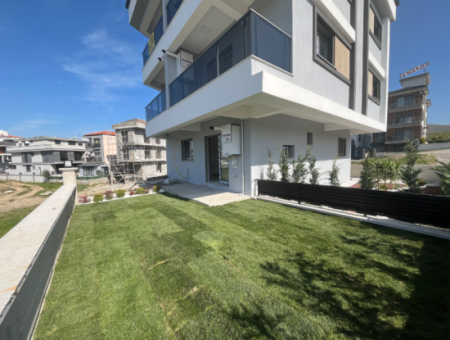 Seferihisar Çolakibrahimbey Mahallesi’nde Bahçe Kullanımlı Sıfır 1+1 Daire