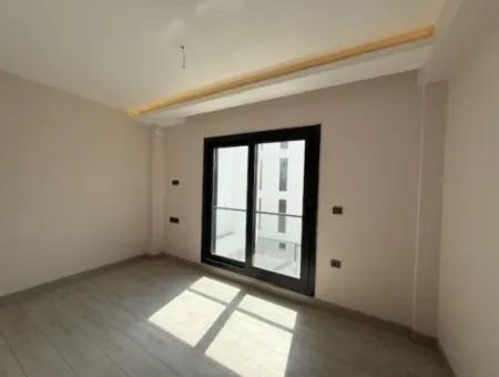 Seferihisar Camikebir Mahallesi’nde Ultra Lüks 2+1 Satılık Daire