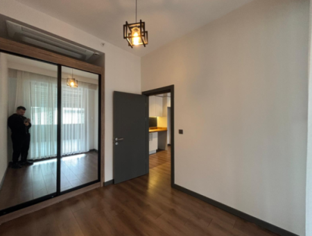 Bornova Yaşar Üniversitesi Yakını 80M2 2+1 Kış Bahçeli Lüks Kiralık Daire!