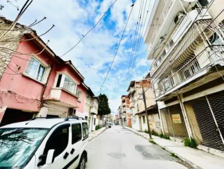 Yeni Doğan Mahallesinde Kemer İzban Yakını Kiralık Bakımlı Daire