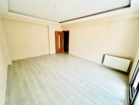 Yeni Doğan Mahallesinde Kemer İzban Yakını Kiralık Bakımlı Daire