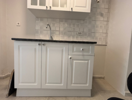 Alsancak Talatpaşa Bulvarında 1+1 4.Kat Kiralık Daire!