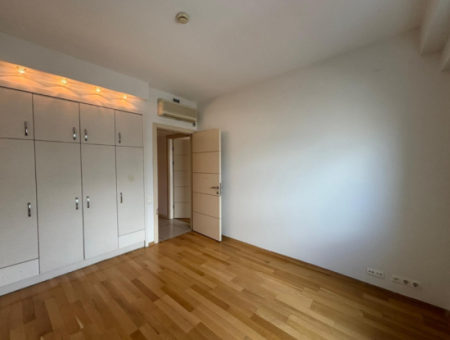 Alsancak Punta Rezidans 4+1 260M2 Deniz Manzaralı Kiralık Daire!