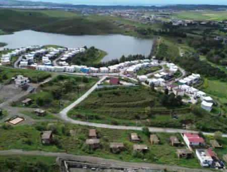 Seferihisar Ulamış’ta Ekoköy Yanı 15/30 İmarlı Arsa!