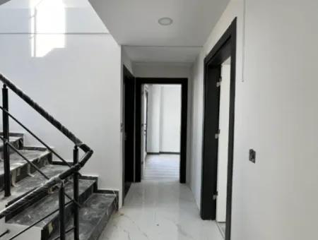 Akarca’da Denize 100 Metre Mesafede Sıfır Villa