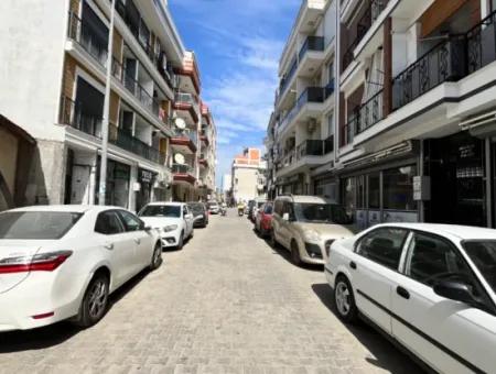 Seferihisar Hıdırlık’ta Merkezi Konumda Kiralık Dükkan