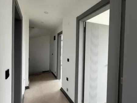 Seferihisar Tepecik’te Modern Mimarili Sıfır Villa