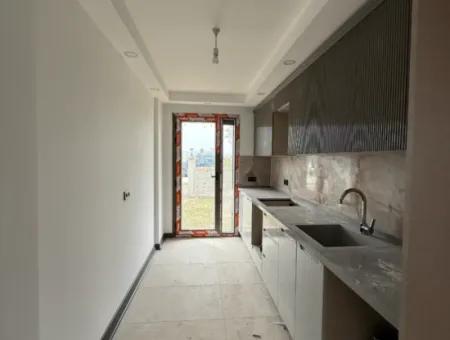 Seferihisar Tepecik’te Modern Mimarili Sıfır Villa