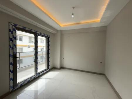 Seferihisar Merkezde Kiralık Sıfır 1+1 Daire