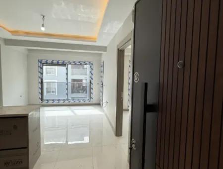 Seferihisar Merkezde Kiralık Sıfır 1+1 Daire