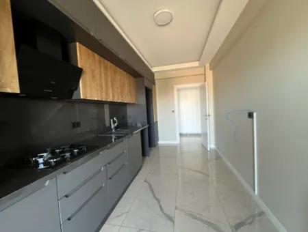 Seferihisar Kuşadası Yolu Üzerinde Kiralık Geniş 3+1 Daire