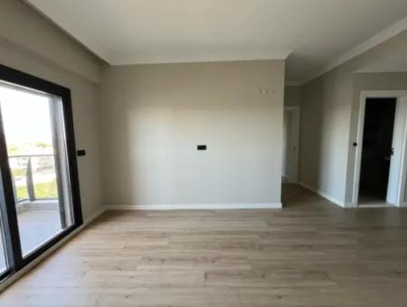 Seferihisar Kuşadası Yolu Üzerinde Kiralık Geniş 3+1 Daire