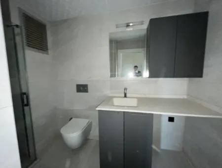 Seferihisar’da Merkeze Yakın Kiralık Geniş 3+1 Daire