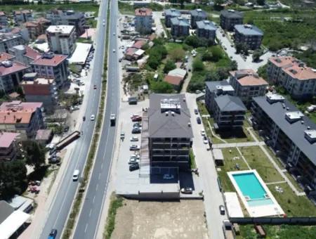 Seferihisar’da Merkeze Yakın Kiralık Geniş 3+1 Daire