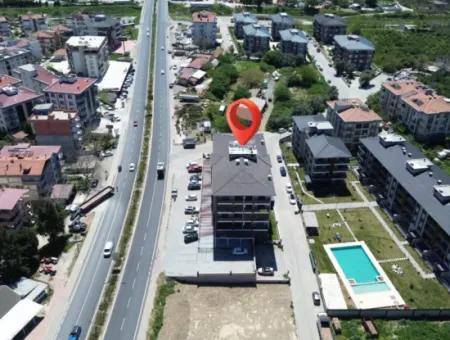 Seferihisar’da Merkeze Yakın Kiralık Geniş 3+1 Daire