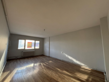 Alsancak Trt Binası Yakını 3+1 140M2 Doğalgazlı Kiralık Daire