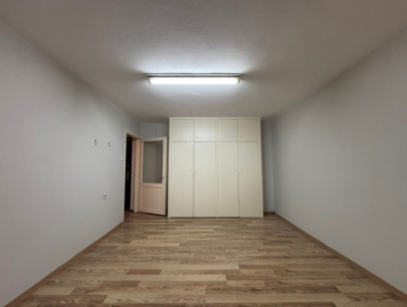 Alsancak Trt Binası Yakını 3+1 140M2 Doğalgazlı Kiralık Daire