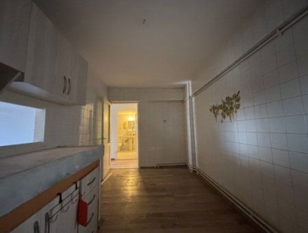 Alsancak Trt Binası Yakını 3+1 140M2 Doğalgazlı Kiralık Daire