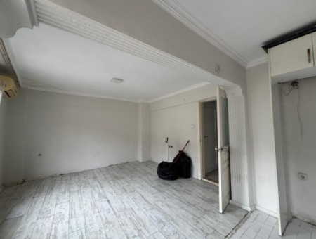 Alsancak Kıbrıs Şehitleri Yakını Boş 2+1 Fırsat Kiralık Daire