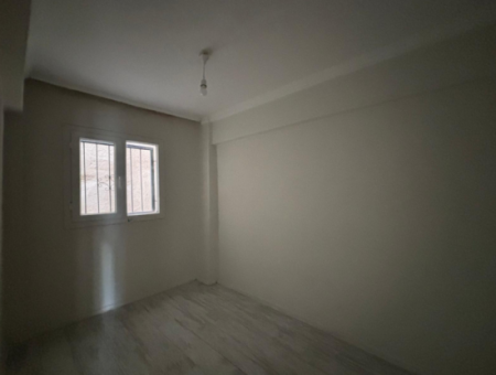 Alsancak Kıbrıs Şehitleri Yakını Boş 2+1 Fırsat Kiralık Daire