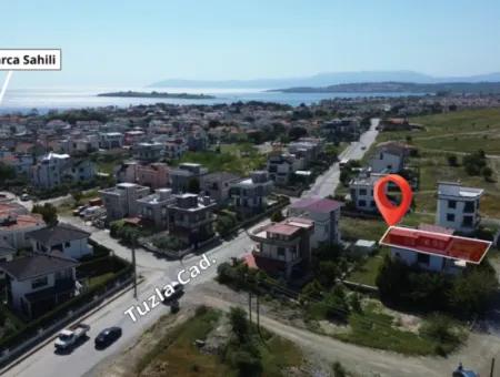 Seferihisar Akarca’da Denize Yürüme Mesafesinde Villa İmarlı Satılık Arsa