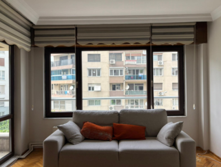 Alsancak Şair Eşreft’te 3.Kat 130M2 Masrafsız Eşyalı Kiralık Daire