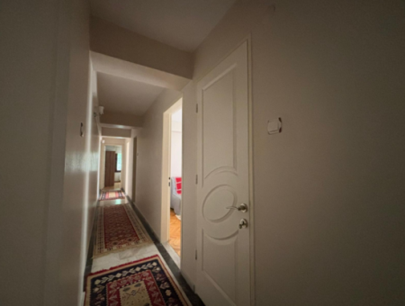 Alsancak Şair Eşreft’te 3.Kat 130M2 Masrafsız Eşyalı Kiralık Daire