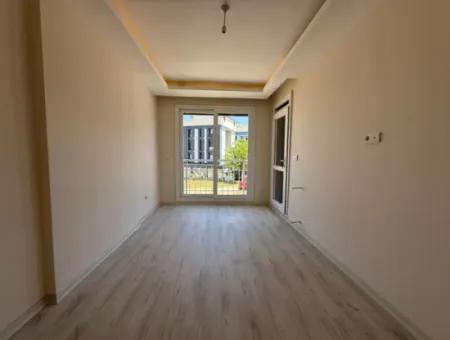 Seferihisar Camikebir’de Modern Ve Konforlu Villa