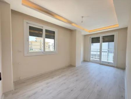 Seferihisar Camikebir’de Modern Ve Konforlu Villa