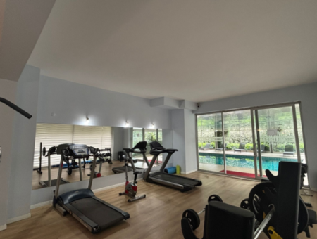 Bornova Myvia’da Havuzlu 7/24 Güvenlikli 1+1 Kiralık Eşyalı Daire!