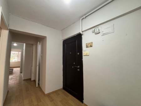 Alsancak  Kahramanlar  Akıncılar Caddesi Üzerinde 1.Kat Kombili Kiralık Daire!