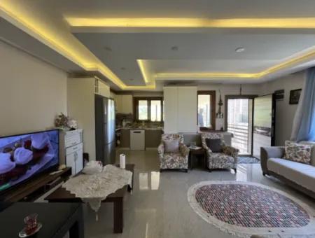 Seferihisar Akarca’da Denize Yakın, Müstakil Tadında Geniş Ve Keyifli Yaşam Alanı Sunan Villa
