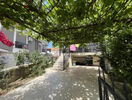 Seferihisar Akarca’da Denize Yakın, Müstakil Tadında Geniş Ve Keyifli Yaşam Alanı Sunan Villa