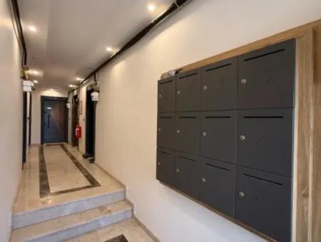 Camikebir Mahallesi'nde Ayrı Mutfaklı, Cam Balkonlu, Doğalgazlı Şık 2+1 Daire