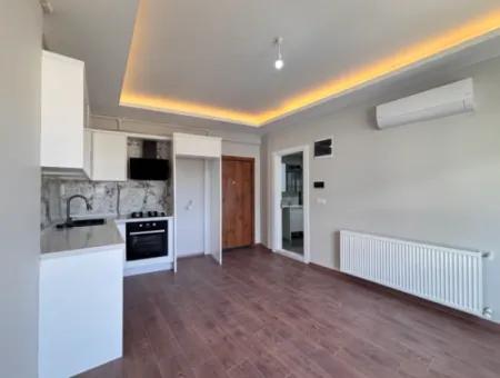 Şehir Merkezinde Modern Detaylarla Tasarlanmış Keyifli Yaşam Alanı!