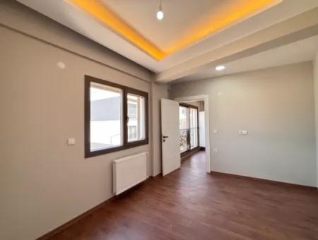 Şehir Merkezinde Modern Detaylarla Tasarlanmış Keyifli Yaşam Alanı!