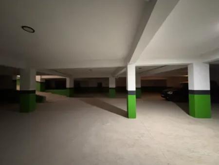 Şehir Merkezinde Kapalı Otoparklı, Asansörlü Ve Balkonlu Satılık 2+1 Daire