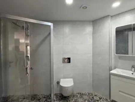 Seferihisar Çolak İbrahim Mahallesi'nde Satılık Modern 1+1 Daire