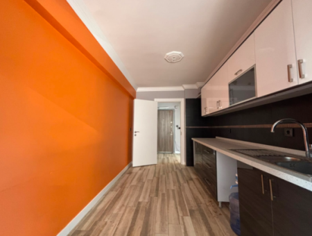 Alsancak Şair Eşref’te 1.Kat 3+1 Otoparklı Kiralık İşyeri/Mua.