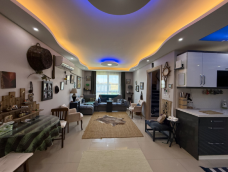 Seferihisar Akarca’da Konforlu Ve Keyifli Yaşam Alanı Sunan Villa