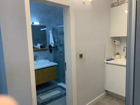 Saygın Stil Yalı'da Köşe Konumlu, Teraslı Ve Kış Bahçeli Özel Villa