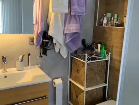 Saygın Stil Yalı'da Köşe Konumlu, Teraslı Ve Kış Bahçeli Özel Villa