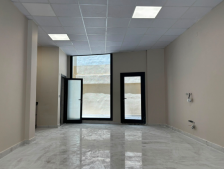 Alsancakswiss Otel Karşısında70M2 Net Wc’li Kiralık Masrafsız Dükkan